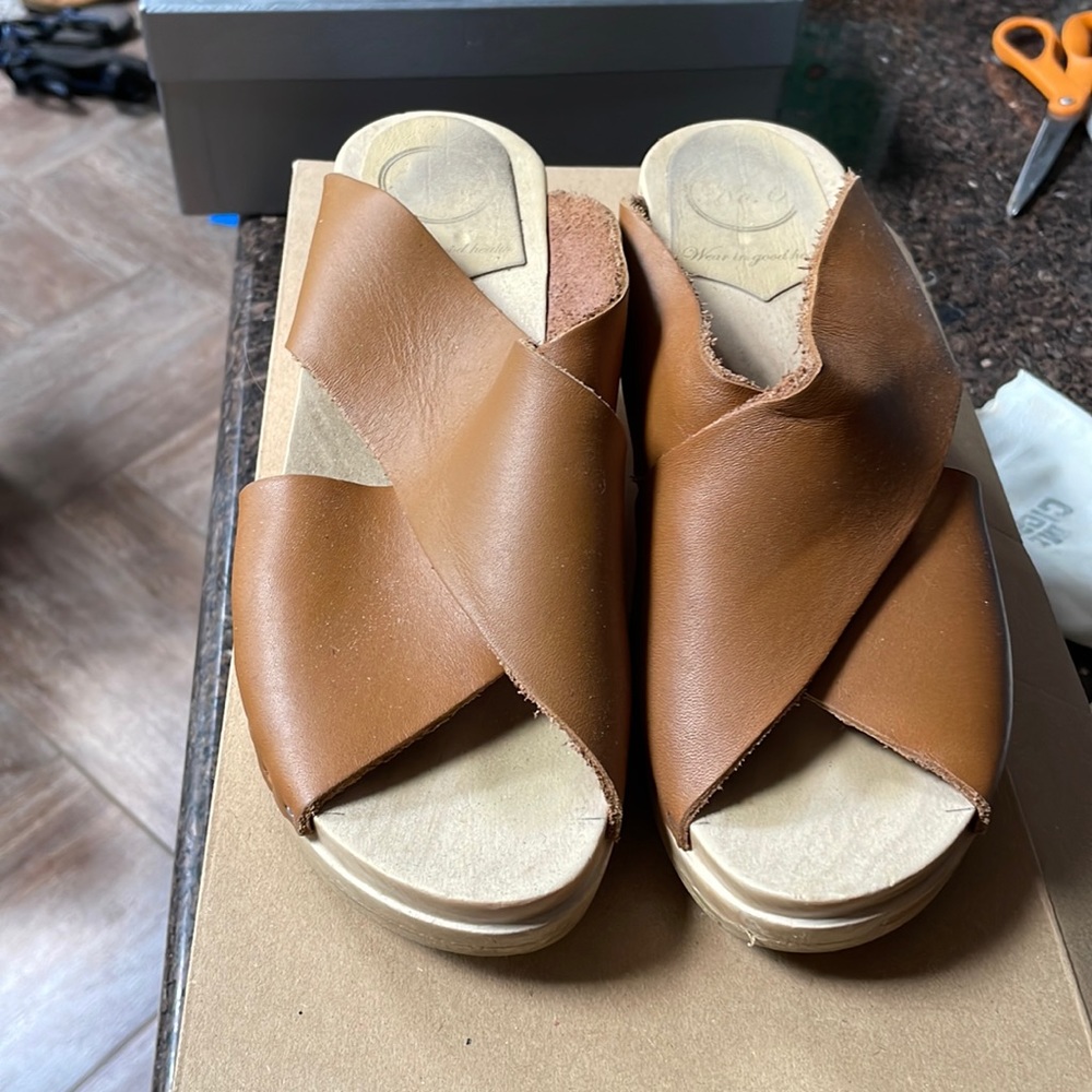 Cult favorite! No.6 Frida Clog on Midge Wedge in Pony